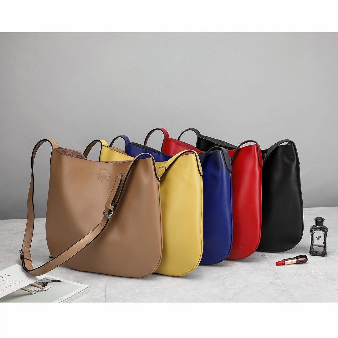 Smooth Leather Medium Tote