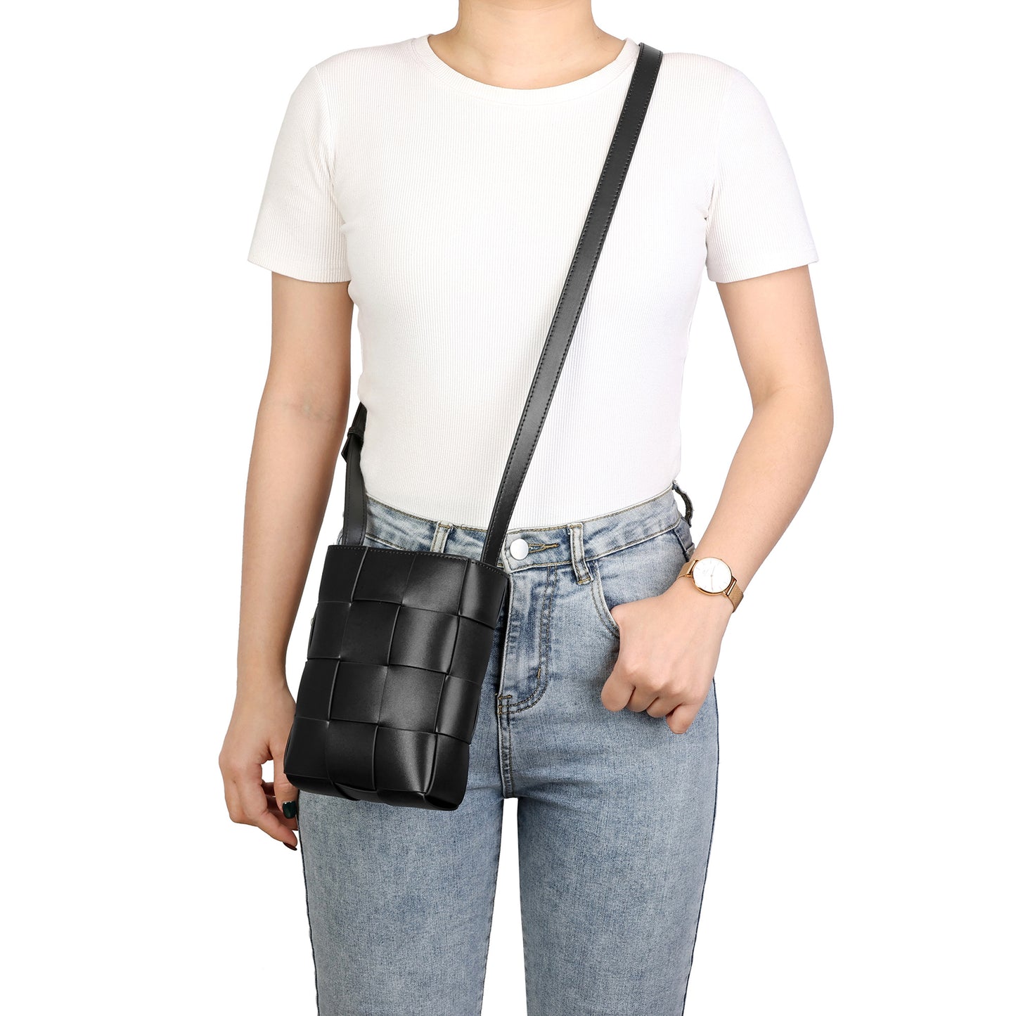 Chic Woven Leather Crossbody Bag